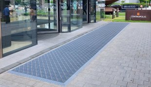 DB-Single Brush-case-8